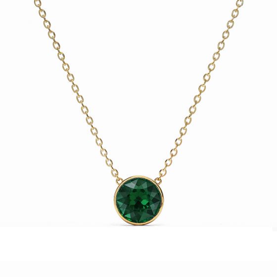 Emerald stone set