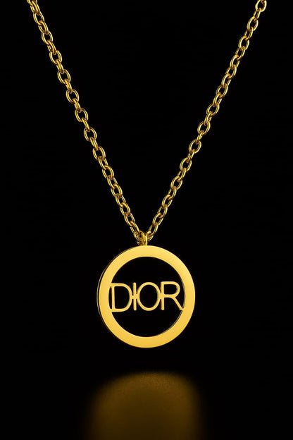 Solitaire necklace worn with black blazer