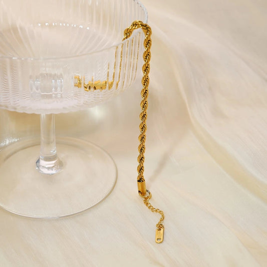 GOLD ROPE BRACELET