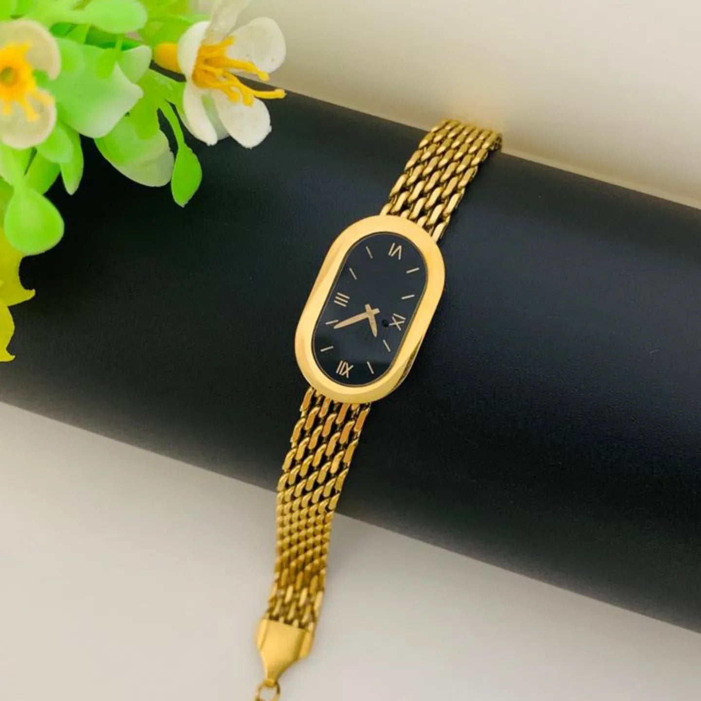WATCH STYLE MESH BRACELET