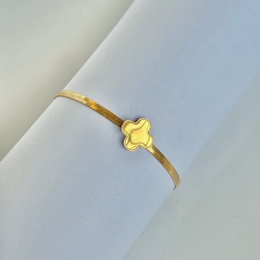 GOLDEN CLOVER SNAKE BRACELET