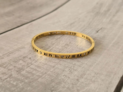 Numerals with zarcon handcuff