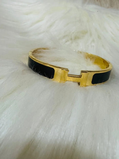 Hermes fashion handcuff