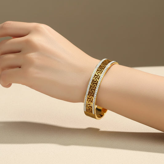 Versace Fancy handcuff