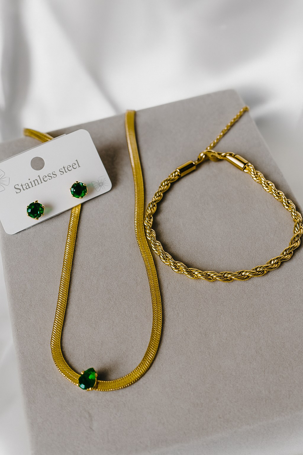 Emerald gemstone combo