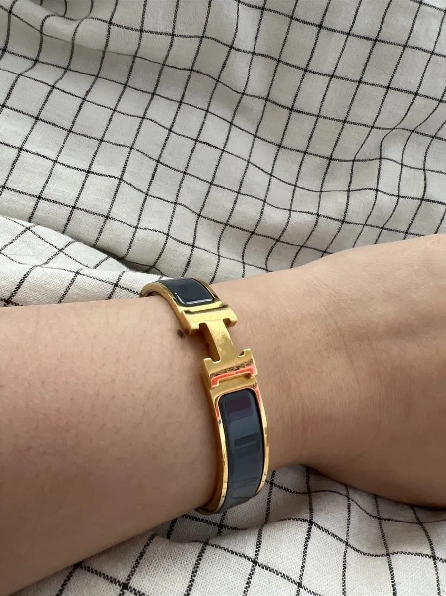 Hermes fashion handcuff