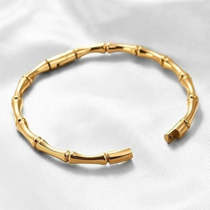 Bamboo handcuff